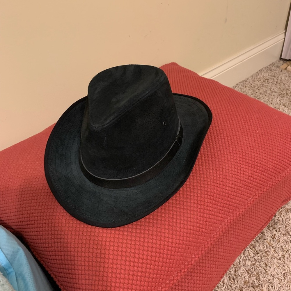 Capas pigskin suede hat